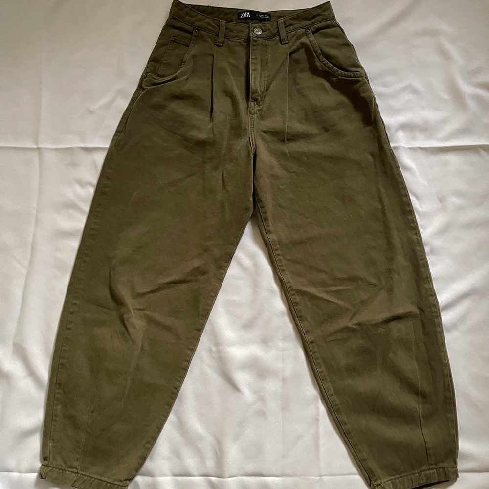 Zara Baggy Ankle Length Jeans